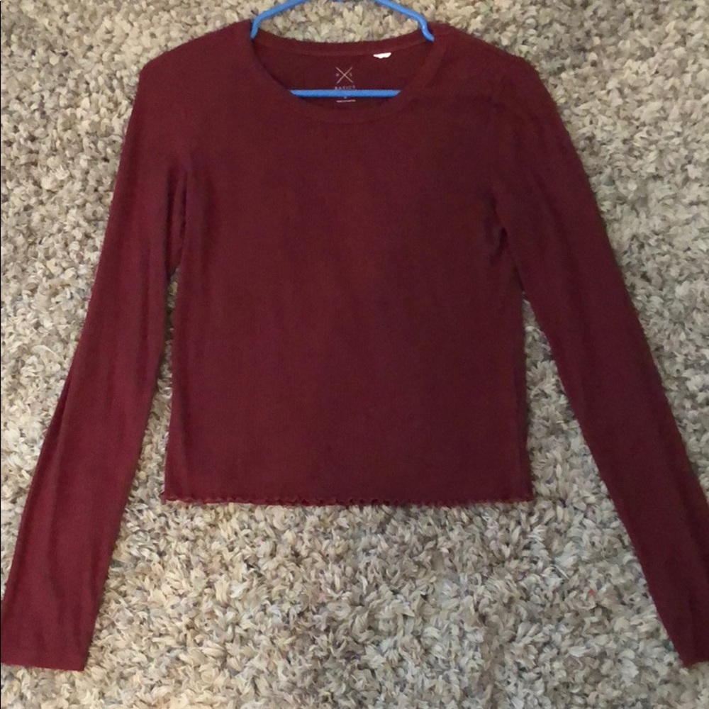 Cropped top.